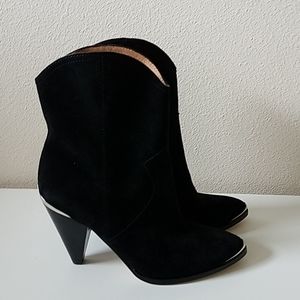 Joie  boots